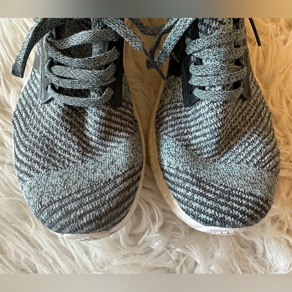 Adidas X Parley Ultra Boost Size 8.5 - Picture 4 of 14
